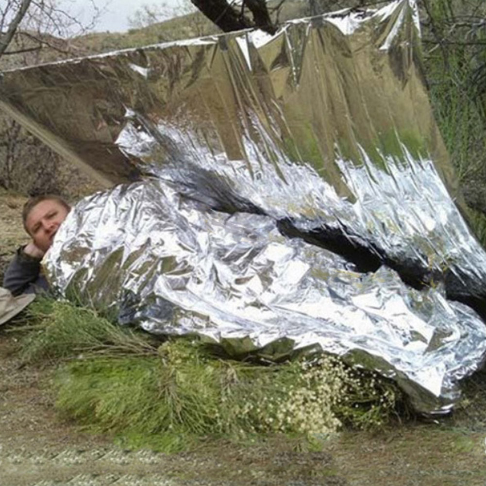 Couverture imperméable 130x210 - Emergency Mylar Blanket avis et prix
